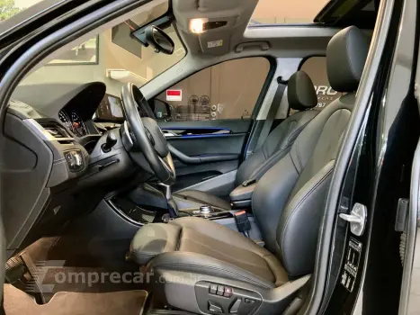 X1 2.0 16V 4P S DRIVE 20I X-LINE TURBO AUTOMÁTICO