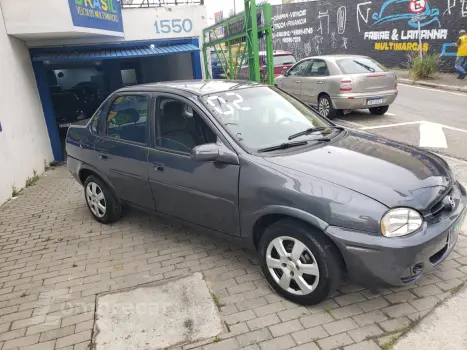 Corsa Sedan 1.0