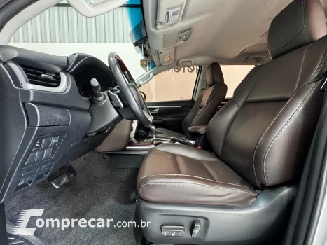 HILUX SW4 2.7 SRV 7 LUGARES 4X2 16V FLEX 4P AUTOMÁTICO