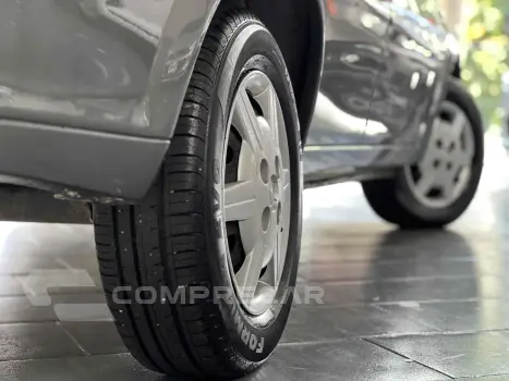 CLASSIC 1.0 MPFI LS 8V FLEX 4P MANUAL