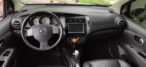 LIVINA 1.6 SL X-gear 16V