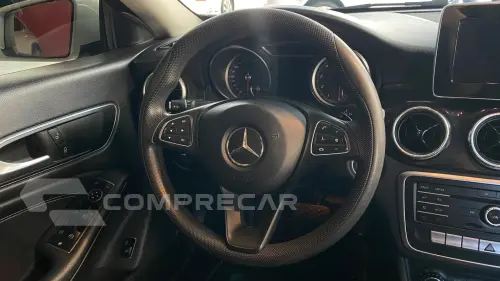 MERCEDES-BENZ CLA 180 1.6 CGI 7G-DCT