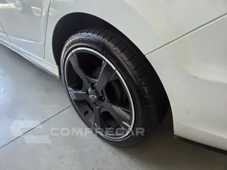 PRISMA 1.4 MPFI LT 8V FLEX 4P MANUAL