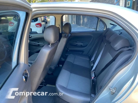 VOYAGE 1.0 12V MPI Totalflex
