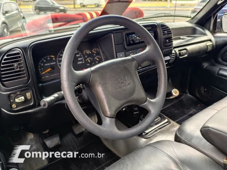 SILVERADO 4.2 D-20 4X2 CS 18V TURBO INTERCOOLER DIESEL 2P MA