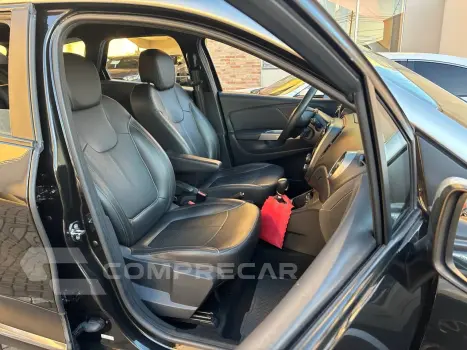 CAPTUR Intense Bose 1.6 16V Flex 5p Aut.