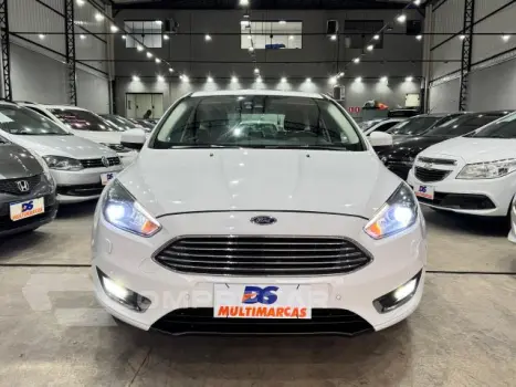 FOCUS HATCH - 2.0 TITANIUM 16V 4P POWERSHIFT