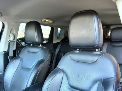 COMPASS 1.3 T270 TURBO FLEX LIMITED AT6