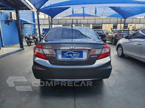 CIVIC - 1.8 LXS 16V 4P AUTOMÁTICO