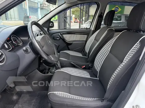SANDERO 1.6 STEPWAY TWEED 8V FLEX 4P MANUAL