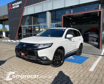 Mitsubishi OUTLANDER 2.2 4X4 16V 4 portas
