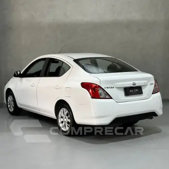 VERSA SV 1.6 16V FlexStart 4p Aut.