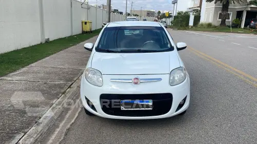 Fiat Palio Attractive 1.4 EVO Fire Flex 8V 5P 2013