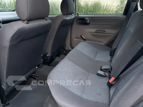 CLASSIC 1.0 MPFI LS 8V FLEX 4P MANUAL