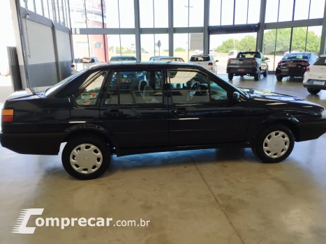 Volkswagen SANTANA 1.8 CLI 8V 4 portas