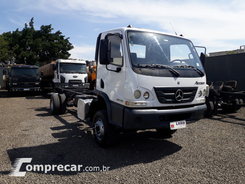 Mercedes-Benz Mercedes benz ACCELO 1016 2 portas