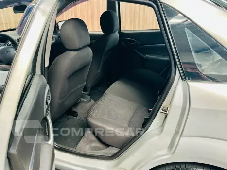FOCUS 1.6 GLX Sedan 16V