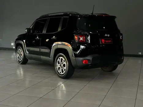 Renegade 1.8 4x2 (Aut) (Flex) (PCD)