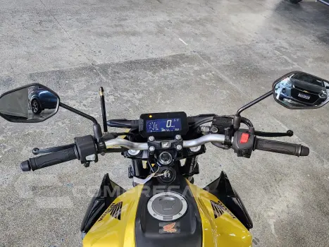 CB 300F