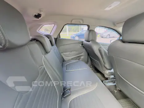 Captur 1.6 16V 4P FLEX SCE INTENSE X-TRONIC CVT