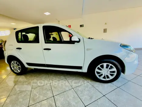 SANDERO Expression Hi-Flex 1.6 8V 5p