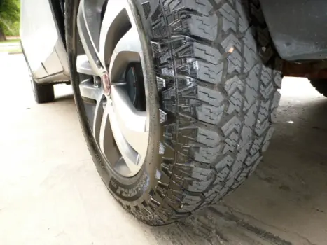 TORO 2.0 16V Turbo Volcano 4X4