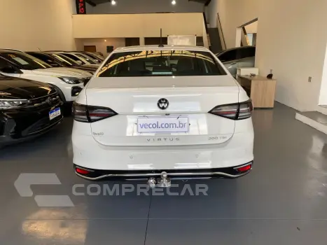 Virtus 1.0 4P 200 TSI FLEX HIGHLINE AUTOMÁTICO