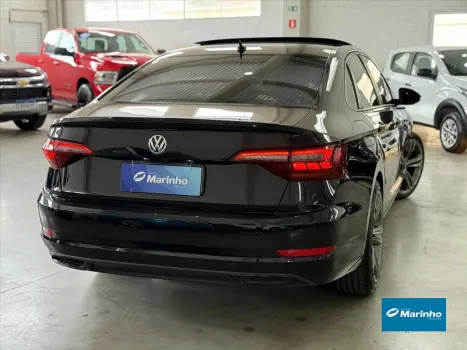 JETTA 1.4 250 TSI TOTAL FLEX R-LINE TIPTRONIC