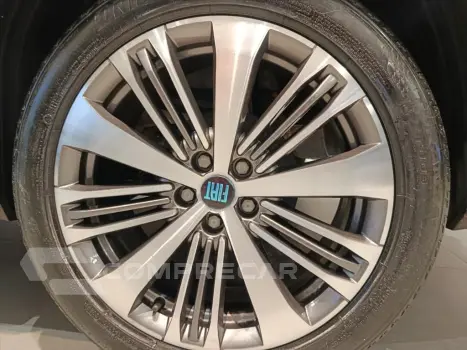 FASTBACK 1.0 TURBO 200 HYBRID AUDACE CVT