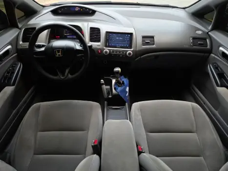 Civic Sedan LXS 1.8/1.8 Flex 16V Mec. 4p