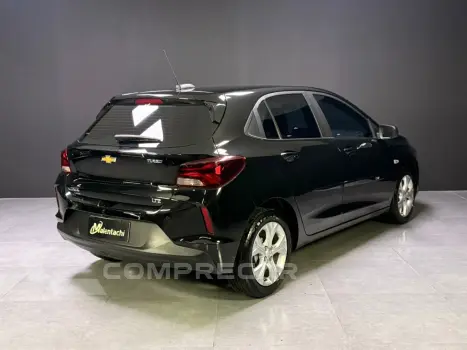 ONIX 1.0 TURBO FLEX LT AUTOMÁTICO