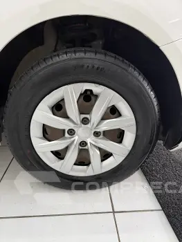 VOYAGE 1.0 12V MPI Totalflex