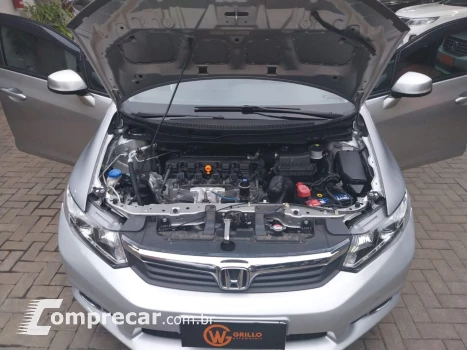 Honda Civic 1.8 16V 4P FLEX LXS 4 portas