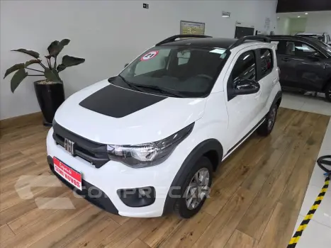 Fiat MOBI 1.0 EVO FLEX TREKKING MANUAL 4 portas