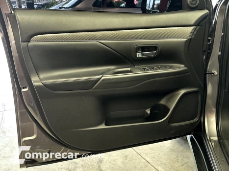 OUTLANDER 3.0 MIVEC V6 GASOLINA HPE-S AWD AUTOMÁTICO