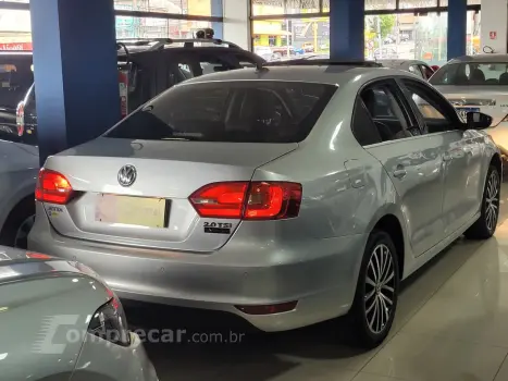 JETTA Highline 2.0 TSI 16V 4p Tiptronic