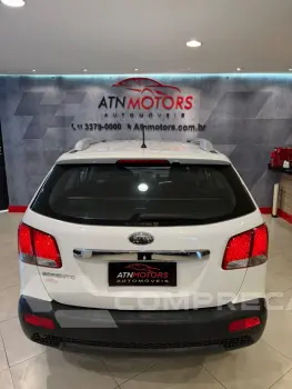 Sorento 2.4 16V 4P S.253 AUTOMÁTICO