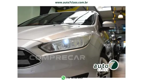 FOCUS SEDAN - 2.0 SE SEDAN 16V 4P POWERSHIFT