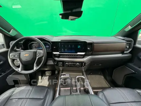 SILVERADO 5.3 V8 GASOLINA 1500 HIGH COUNTRY 4X4 AUTOMÁTICO