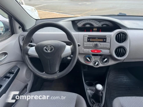 ETIOS 1.5 XLS SEDAN 16V FLEX 4P MANUAL