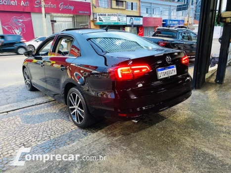 JETTA 2.0 TSI Highline 211cv