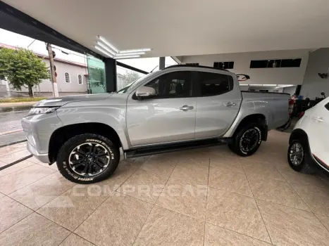 L200 TRITON 2.4 16V TURBO DIESEL SPORT HPE CD 4P 4X4 AUTOMÁT