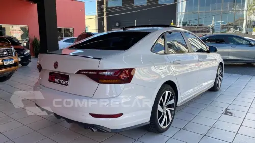 VOLKSWAGEN JETTA 2.0 350 TSI GLI DSG