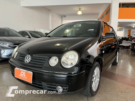 Volkswagen POLO 1.6 MI 8V 4 portas