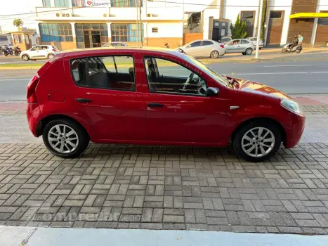 SANDERO Authentique Hi-Flex 1.0 16V 5p