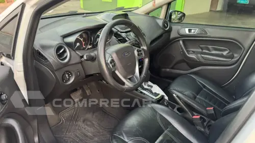 Fiesta Sedan 1.6 4P FLEX TITANIUM POWERSHIFT AUTOMÁTICO