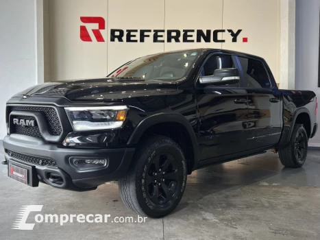 RAM 1500 5.7 V8 GASOLINA REBEL CD 4X4 AUTOMÁTICO 4 portas
