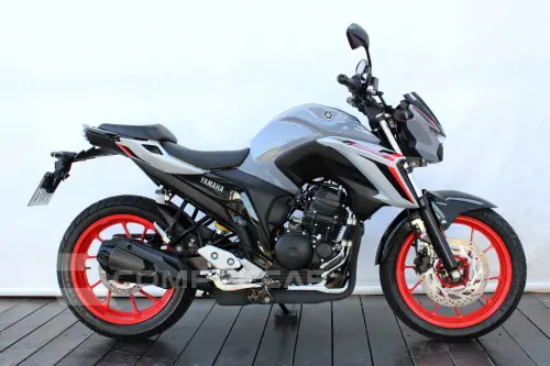 Yamaha YAMAHA FZ25 FAZER CONNECTED ABS