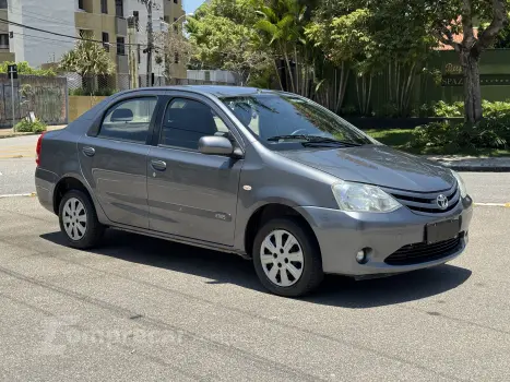 ETIOS 1.5 XS Sedan 16V