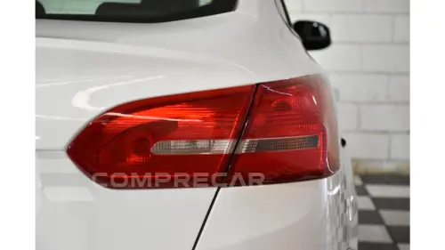 FOCUS SEDAN - 2.0 SE 16V 4P POWERSHIFT